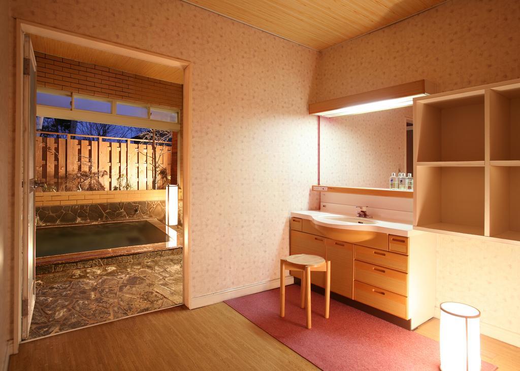 Sato Pension Ruhe Кусацу Экстерьер фото
